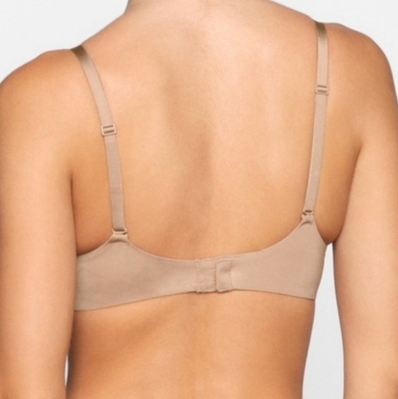 Skims Weightless Scoop 3D Woven Knit “Foam” Underwire Bra in Clay Tan Size 34H - Picture 3 of 16